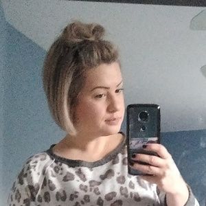 Meet your Posher, Kellie